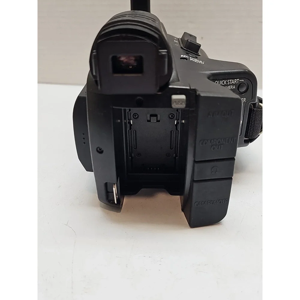 Panasonic‎ AG-HMC40P AVCCAM Professional HD Camcorder (FOR PARTS OR REPAIR)#2